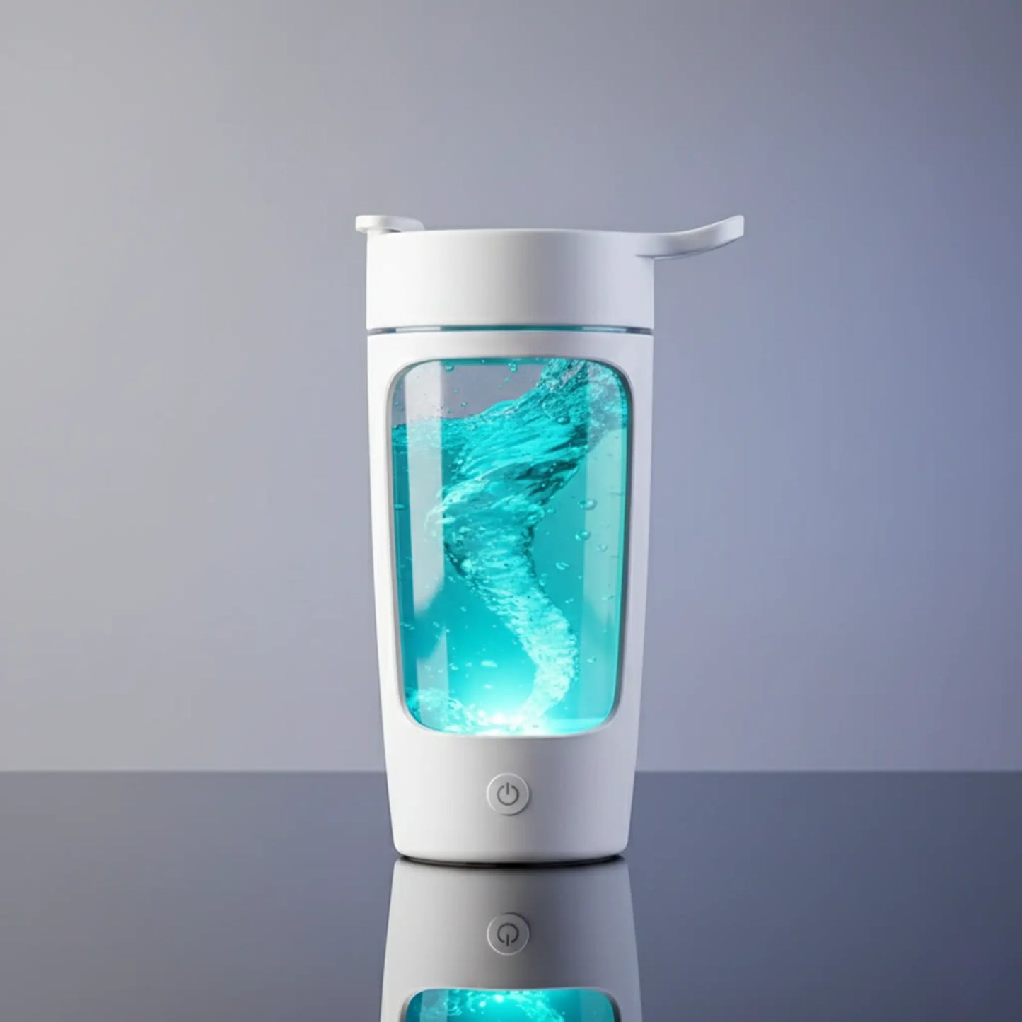 Shaker électrique blanc GoVortech, mélange automatique sans grumeaux et design minimaliste.